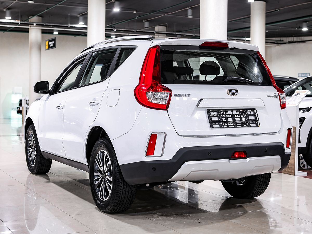 Купить Emgrand X7 с пробегом