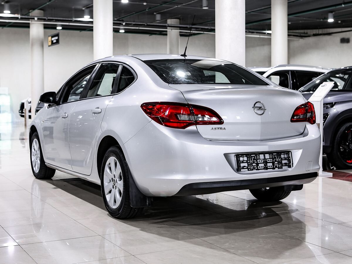 Купить Astra с пробегом