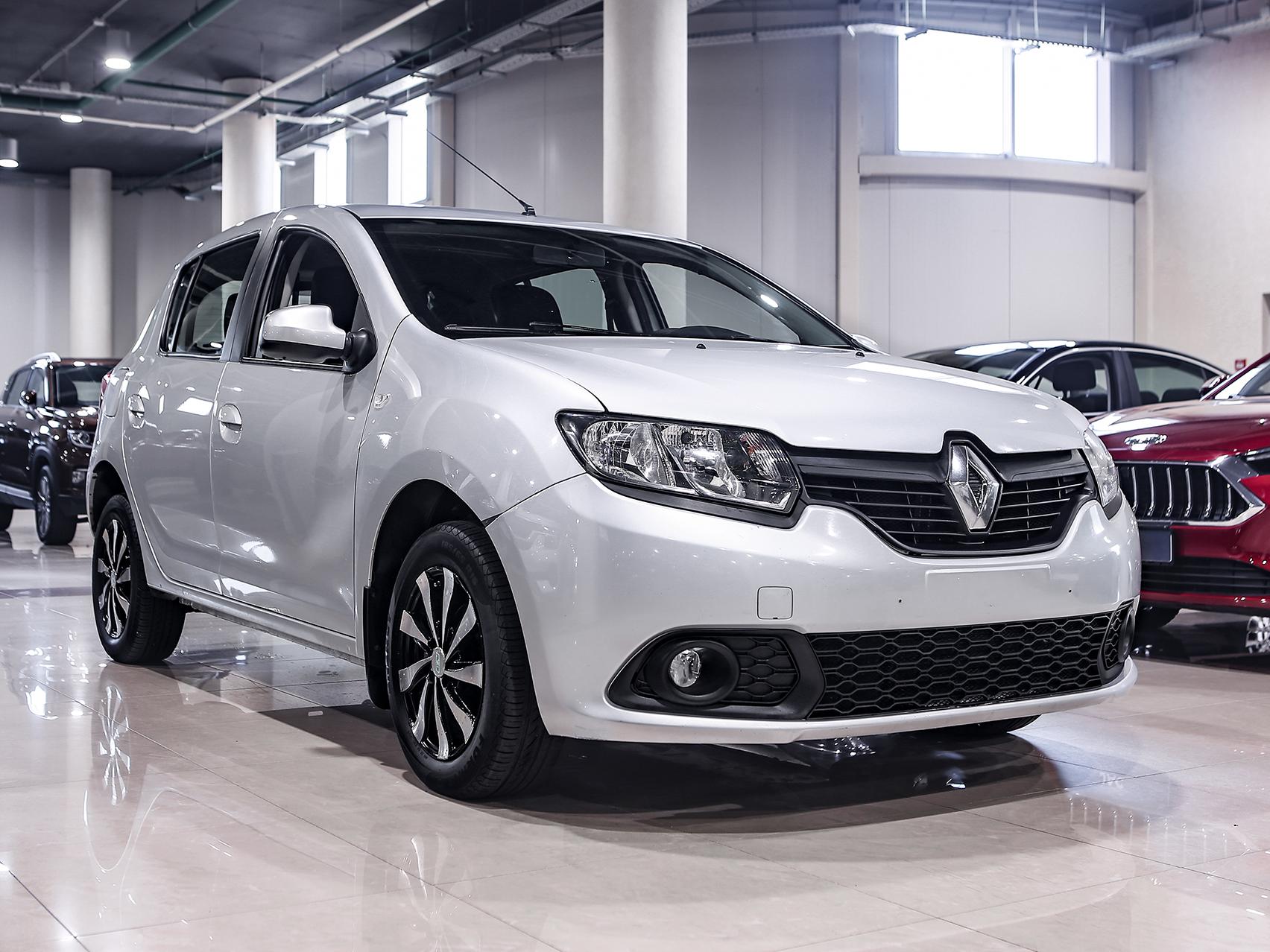 Купить Sandero с пробегом